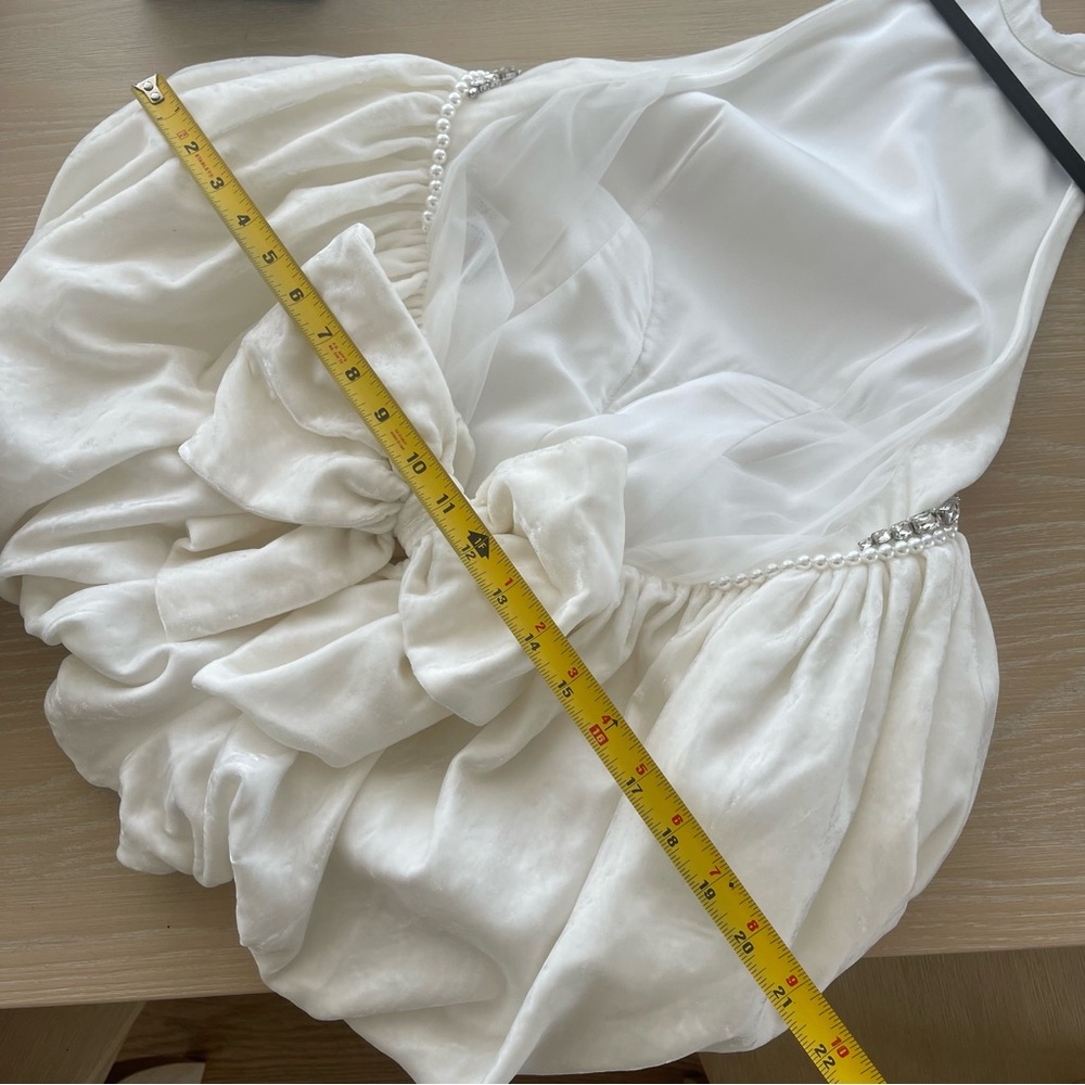 Nana Jacqueline Sienna Halter Bubble Hem Jumpsuit in White - Picture 16 of 16